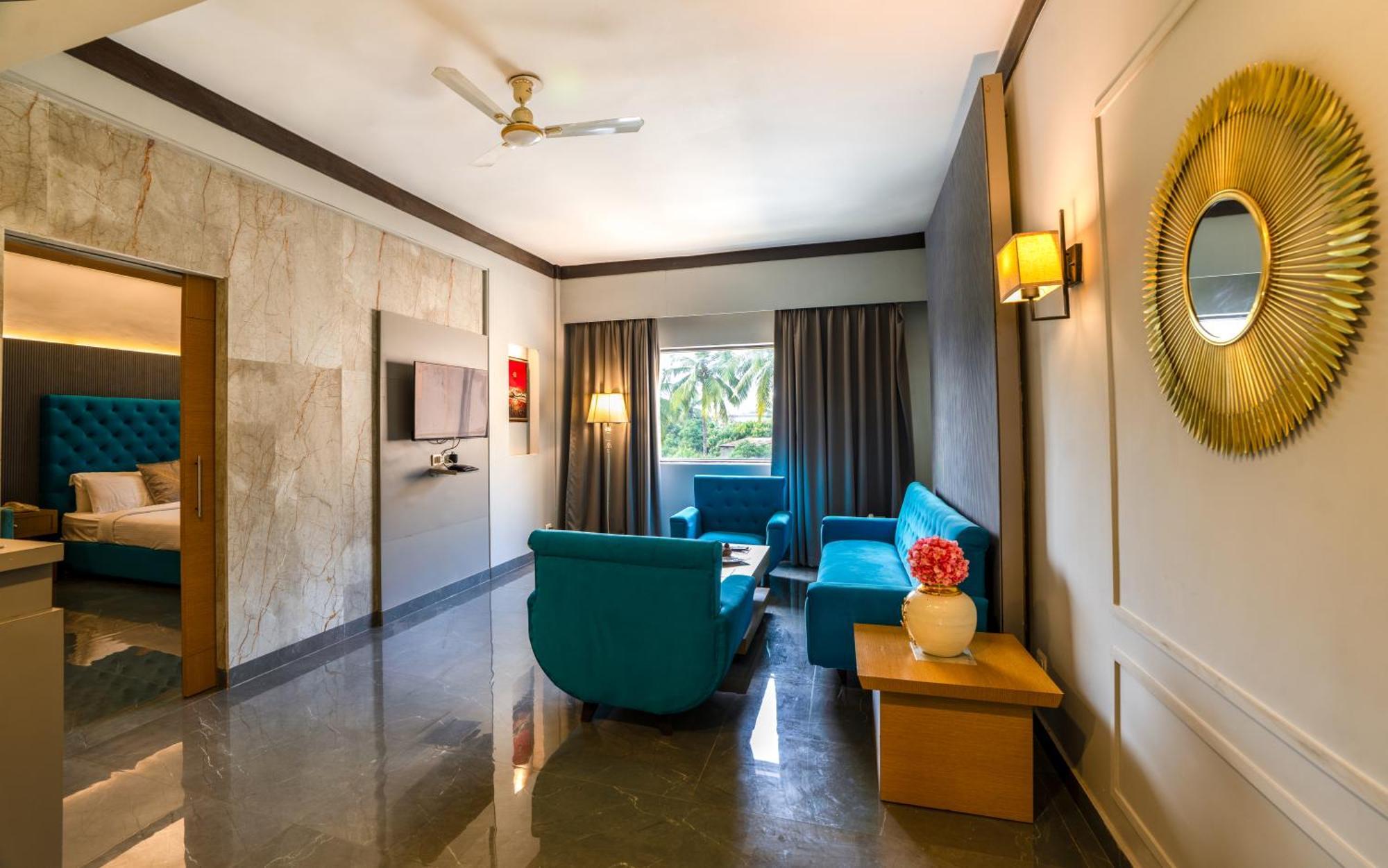 Hotel Pal Heights Μπουμπάνεσβαρ Εξωτερικό φωτογραφία